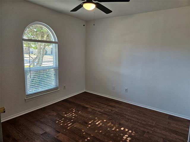 Building Photo - 809 Harvest Glen Dr