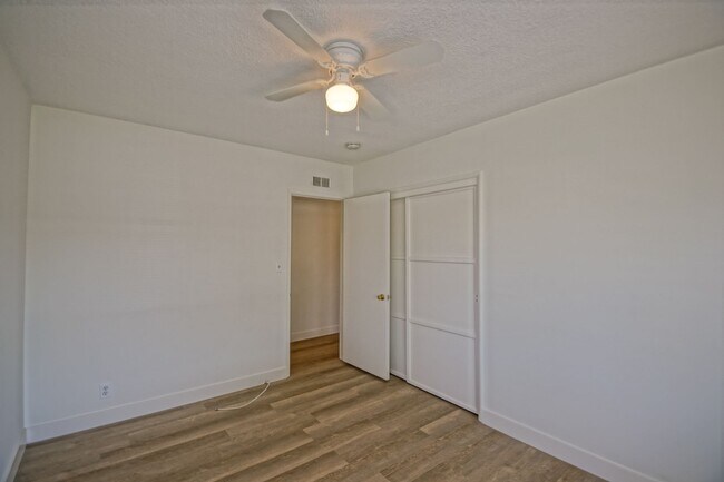 Building Photo - 5512 Wiseburn St