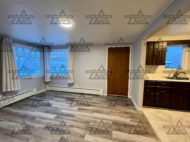 Building Photo - Dog-Friendly Tri-Level Home on Double Lot with Fenced Yard