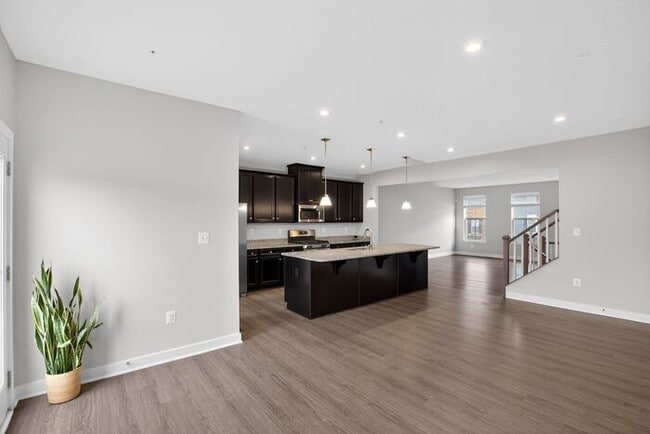 Building Photo - 14935 Ring House Rd