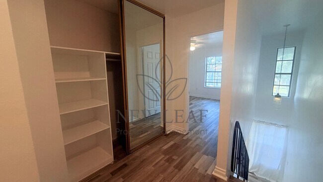 Building Photo - 1412 Everton Pl