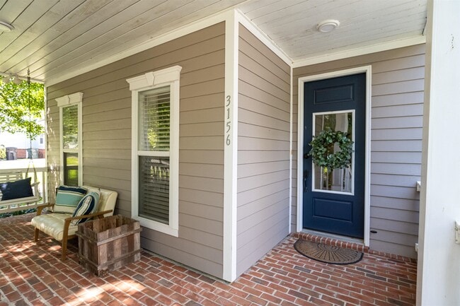 Building Photo - 3156 Iberville Way