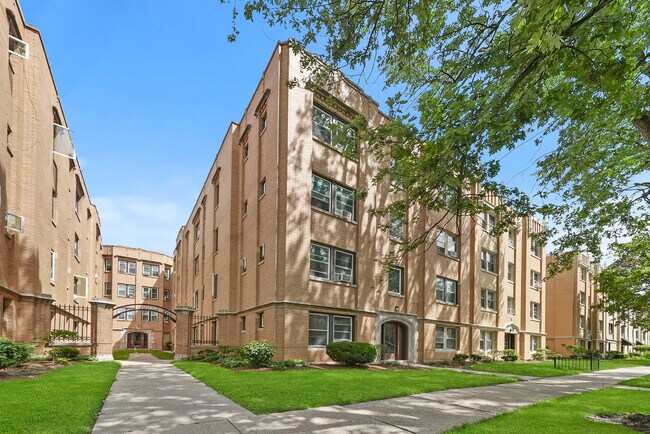 Building Photo - 1923 Grove Ave