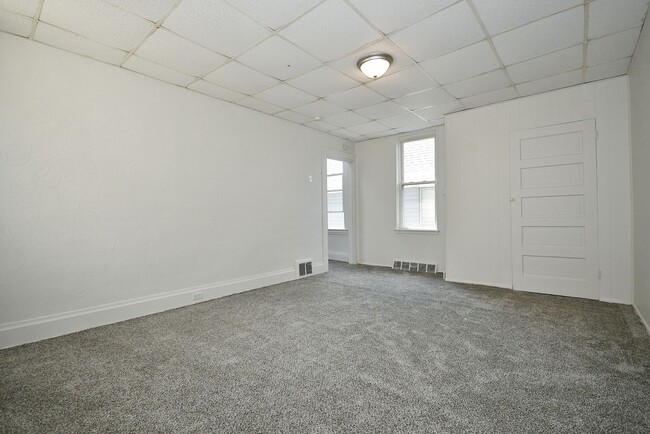 Building Photo - 904 Punta Gorda Ave