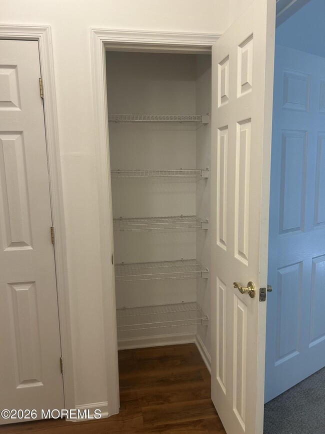 Building Photo - 315 Sophee Ln