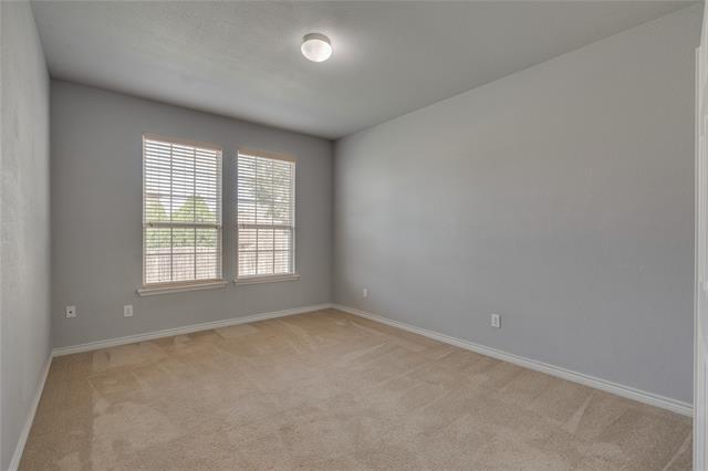 Building Photo - 601 Port Royale Way