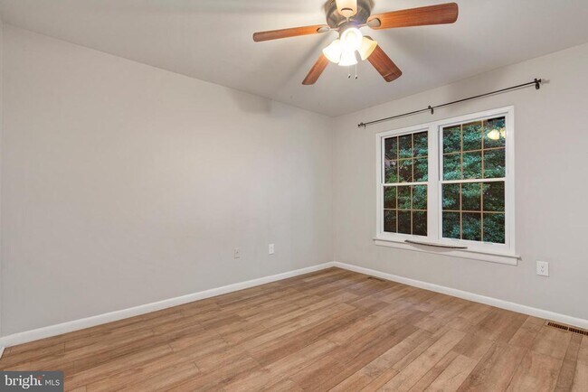 Building Photo - 11330 Headlands Ct