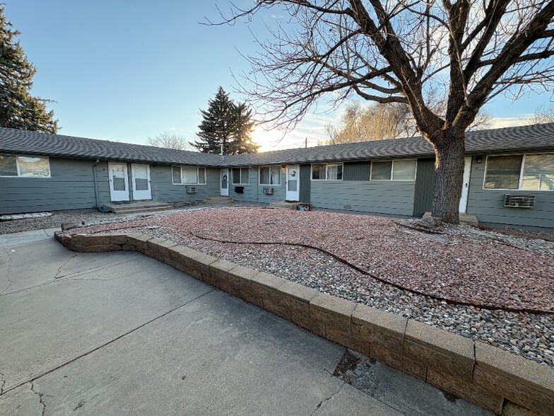 Building Photo - 1015 Roosevelt Ave