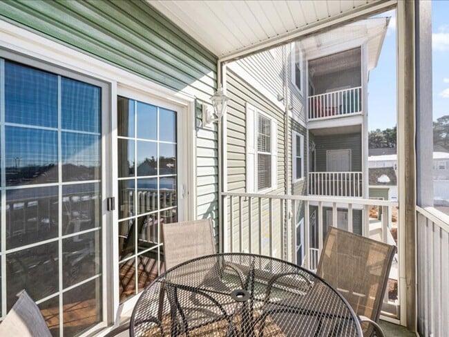 Building Photo - For Rent: Beautifully updated 2-bed/2-bath condo, Sandpiper Village, Rehoboth. $2,000.00/month. P...