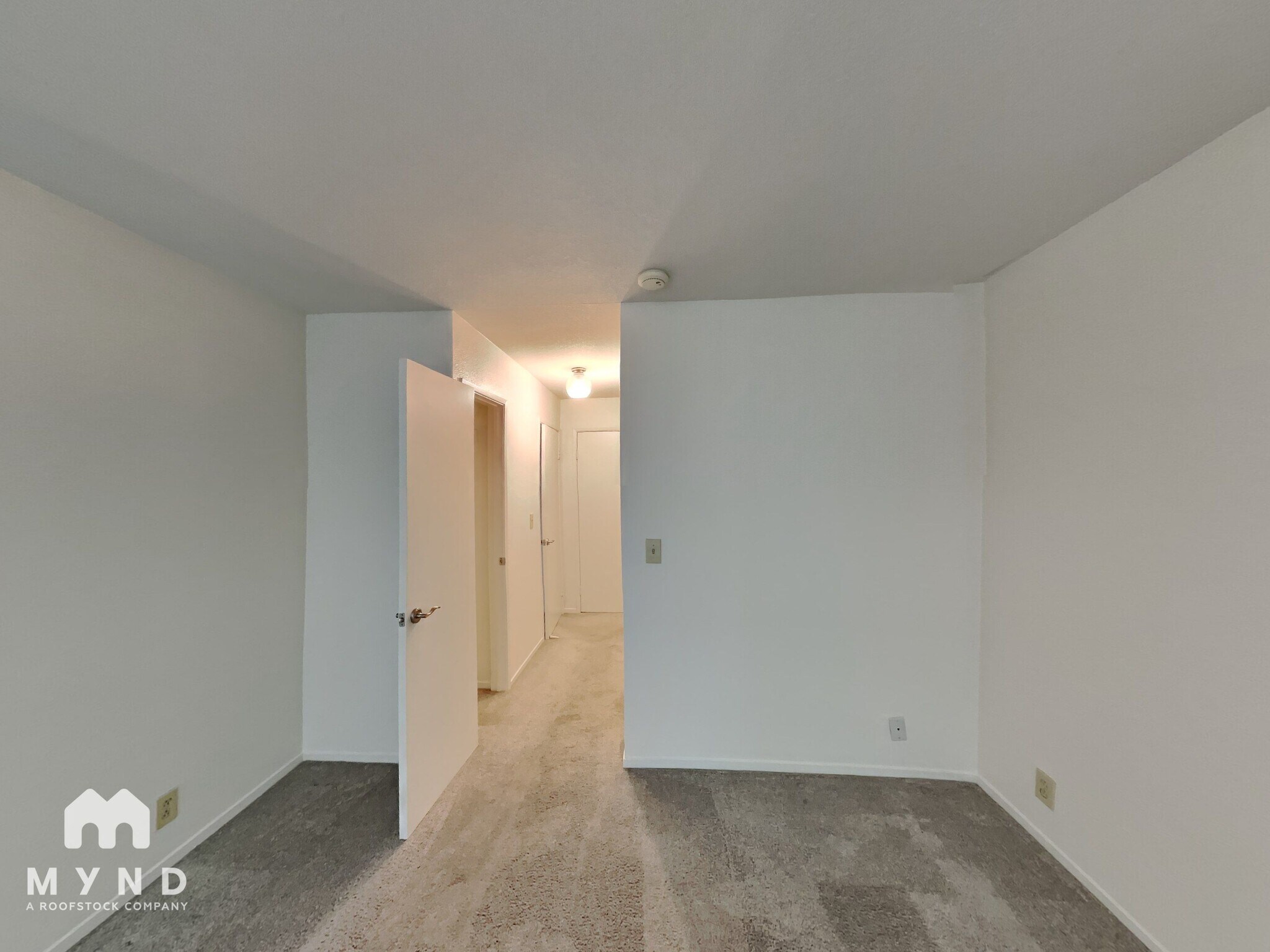 Building Photo - 465 Canyon Oaks Dr
