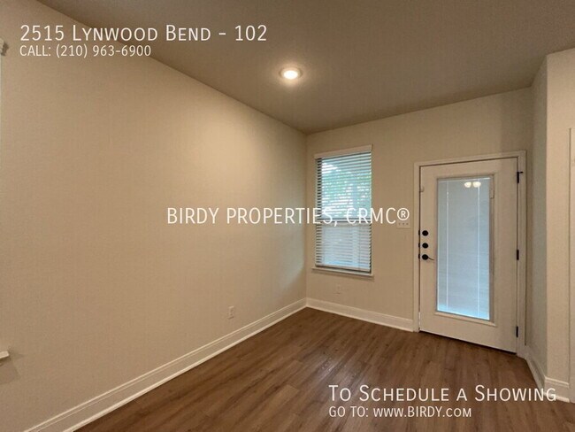 Building Photo - 2515 Lynwood Bnd