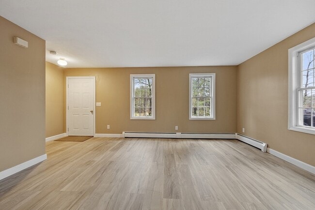 Building Photo - 72 Patterson Rd