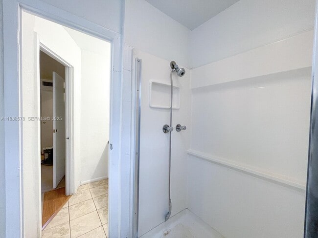 Building Photo - 5970 NW 28th St