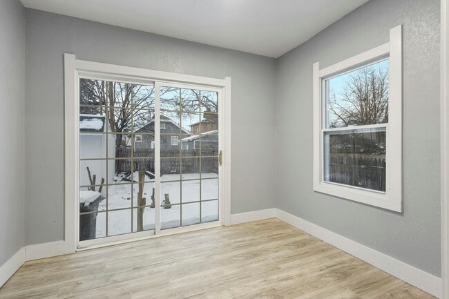 Building Photo - 1728 Berkshire Pl