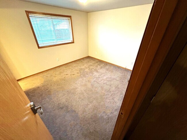 Building Photo - 3 bed 2 bath between Philomath Elementary and Middle School