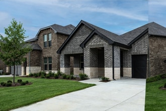 Building Photo - 3505 Riviera Ct