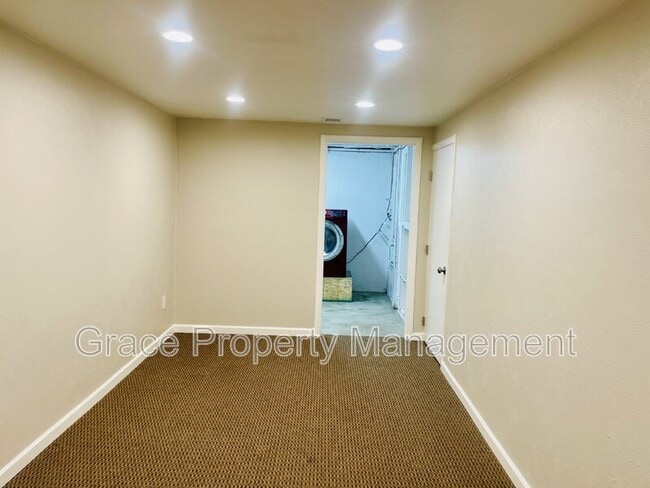 Building Photo - 3583 Wright St