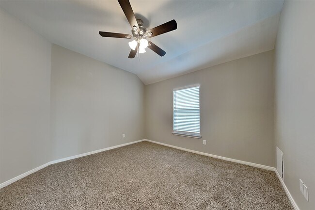 Building Photo - 12915 Madison Boulder Ln
