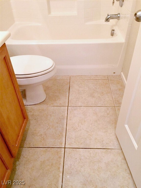 Building Photo - 6828 Woodland Vase Ct