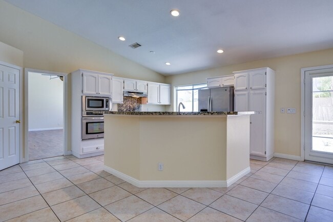 Building Photo - SE!! 4 Bedrooms!! Single Story!! NO HOA!! 3 Car Garage!!! Pool!!! Spa!!! RV Parking!!! Low mainte...