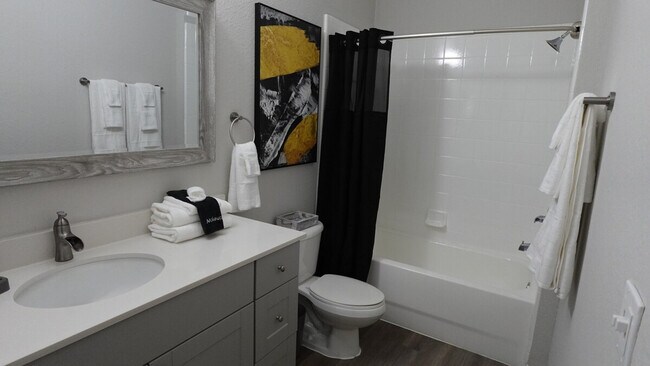 Building Photo - 3550 Esplanade Way