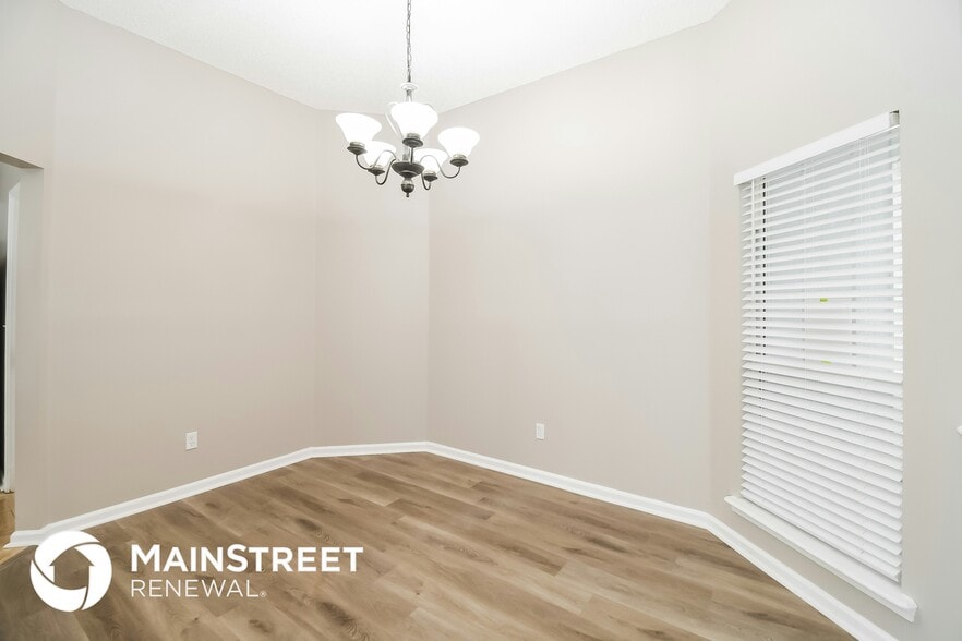 Building Photo - 8568 Star Leaf Rd N