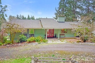 Building Photo - Private Bainbridge Island Retreat with Acreage & Modern Comforts