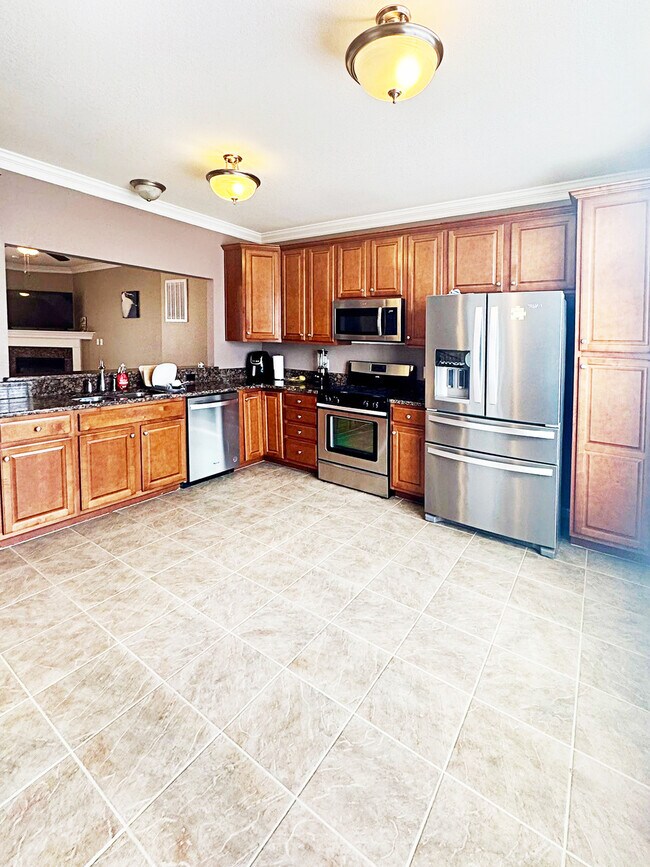 Building Photo - 4756 Beach Bay Ct
