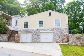 Building Photo - 4-Bedroom Rental in Prime Hapeville Location