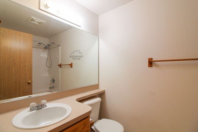 Building Photo - 7712 Thetis Dr