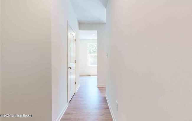 Building Photo - 7618 Fair Ln