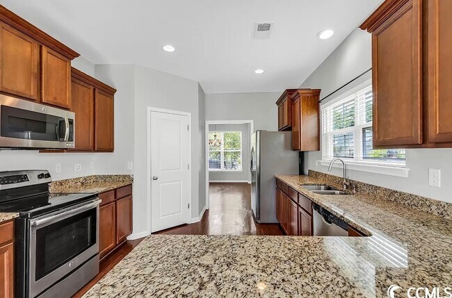 Building Photo - 4462 Marshwood Dr