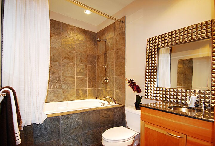 Guest Bath - 1760 N Northlake Way