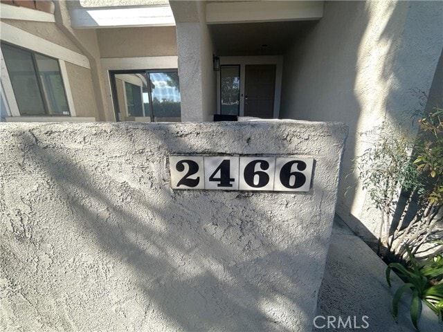 Building Photo - 2466 Fairbrook Way