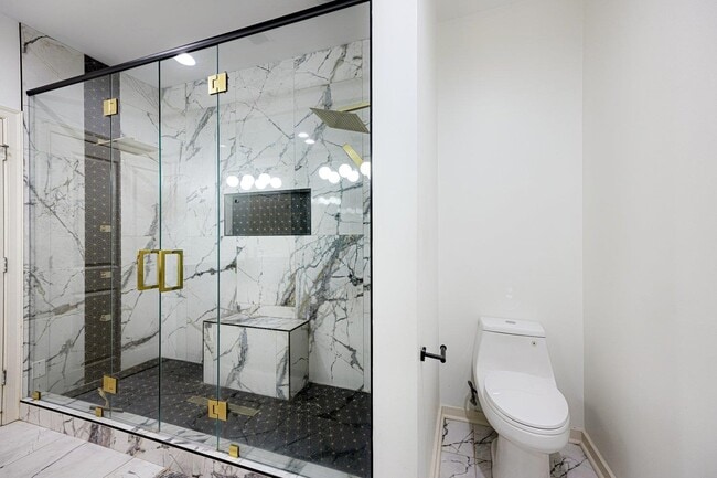 Building Photo - 614 Tennessee St