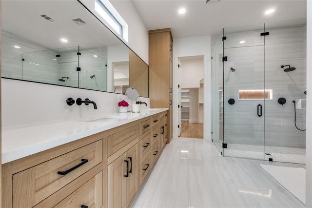 Building Photo - 8419 Craighill Ave