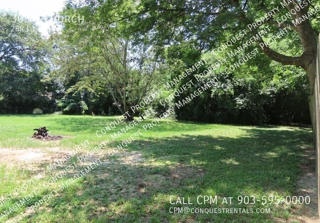 Building Photo - 303 S Church-