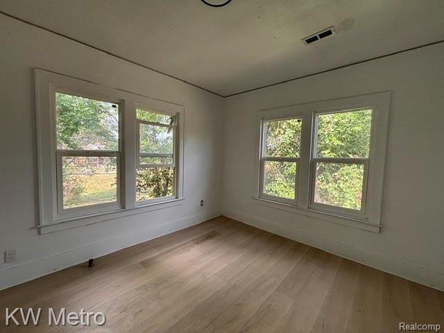 Building Photo - 2952 Elmhurst St