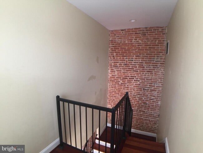 Building Photo - 2200 Orleans St