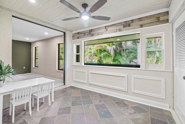 Building Photo - 9240 Sable Ridge Cir