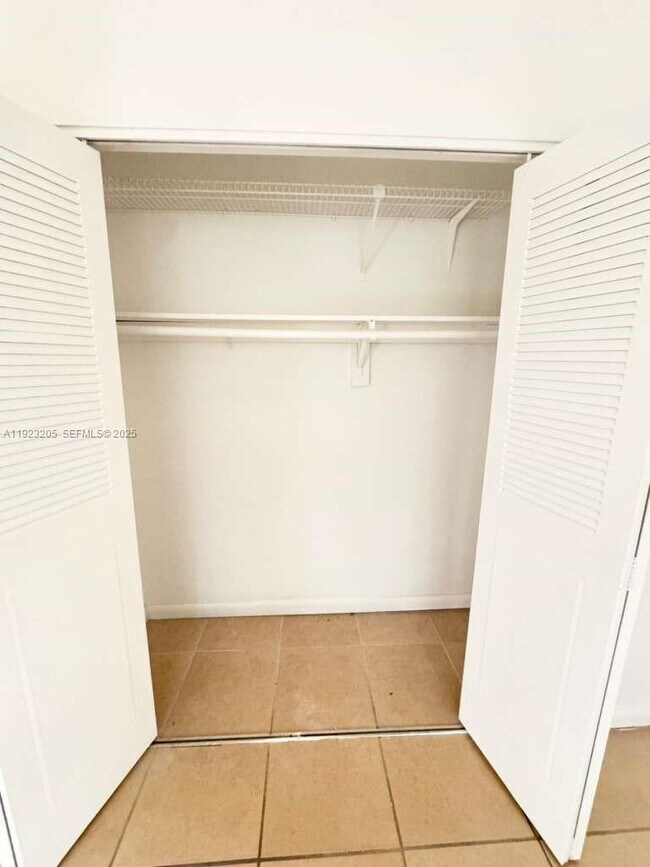 Building Photo - 961 NW 45th St