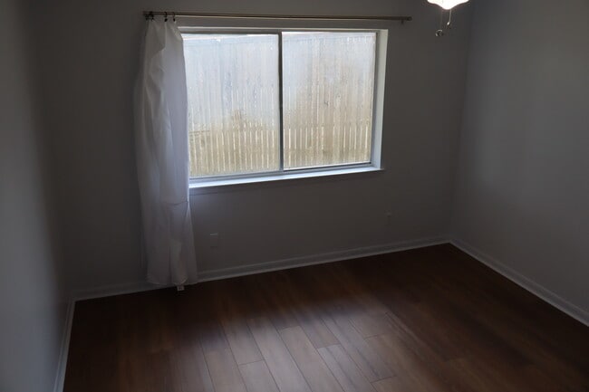 Building Photo - 13561 Red Fern Ln