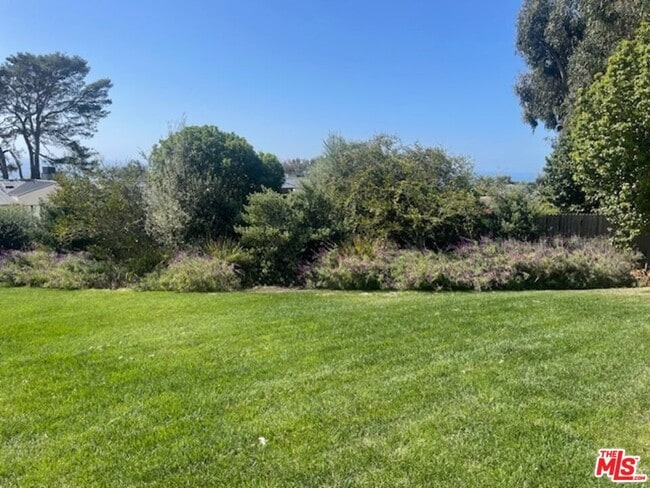 Building Photo - 30060 Harvester Rd