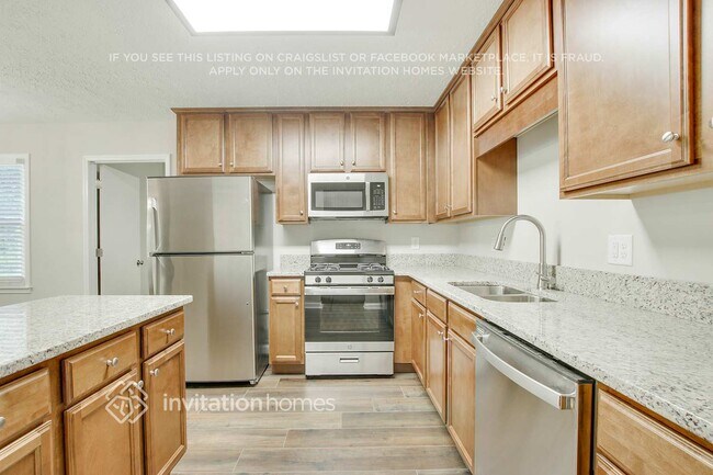 Building Photo - 67 Jeanette St