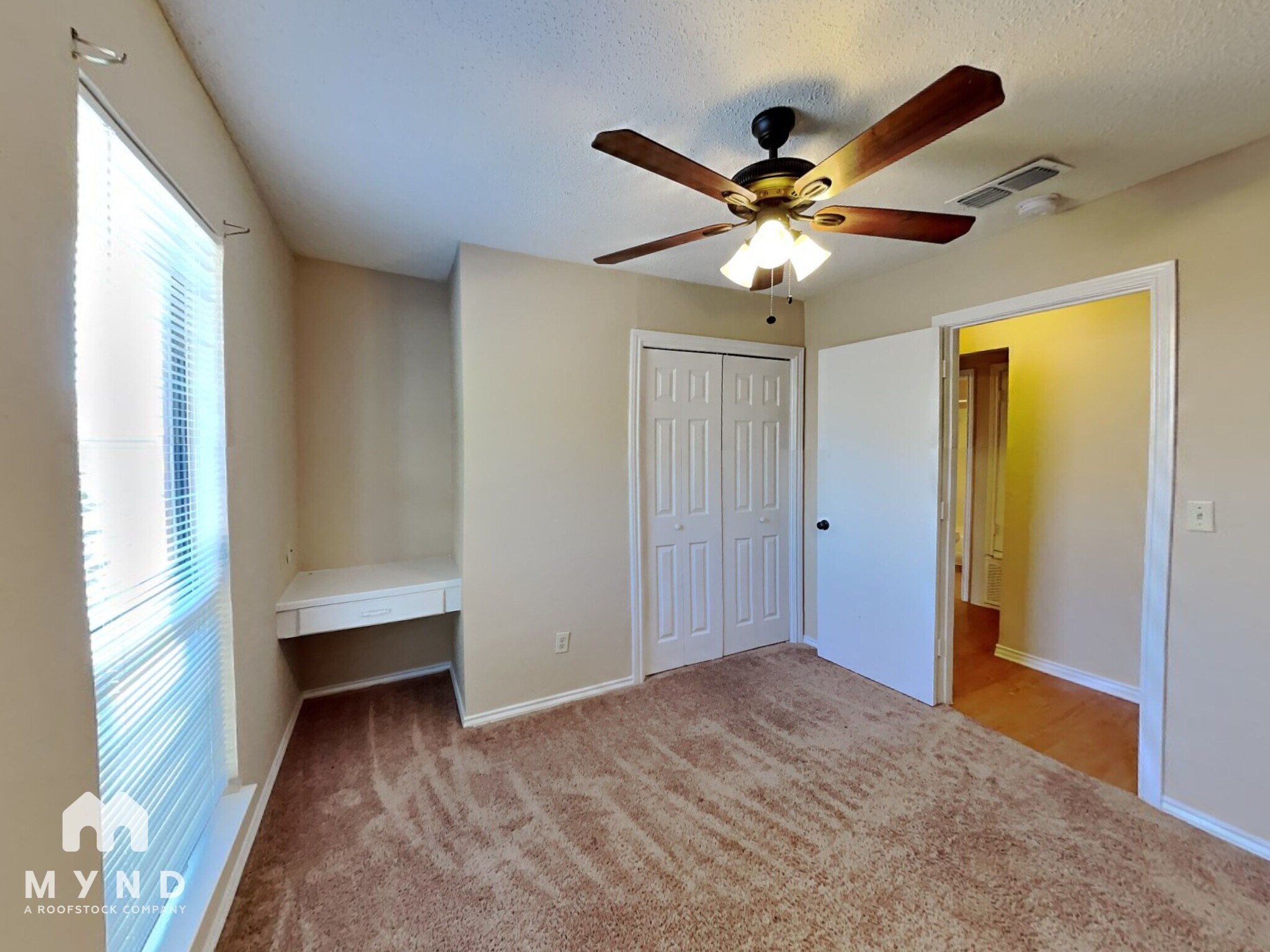 Building Photo - 1213 Hyridge St