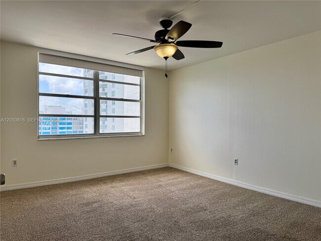 Building Photo - 2780 NE 183rd St