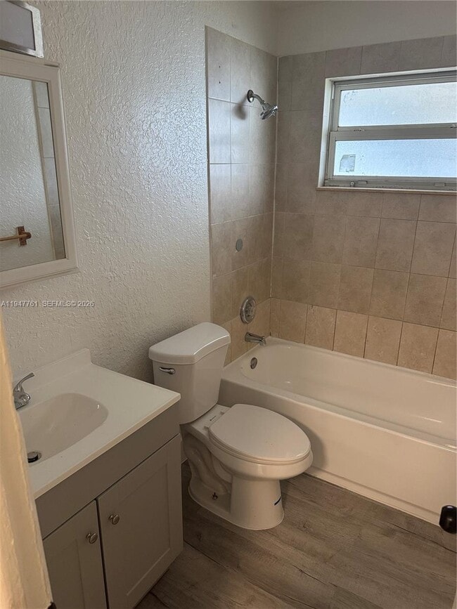 Building Photo - 5829 NW 22nd Ct