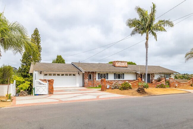 Building Photo - 4000 Highland Dr