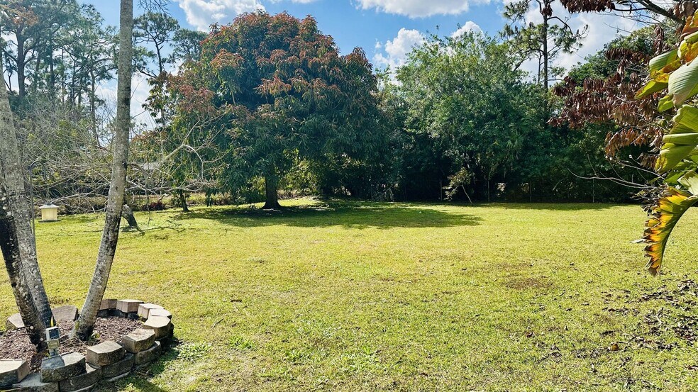 Building Photo - 11952 60th St N