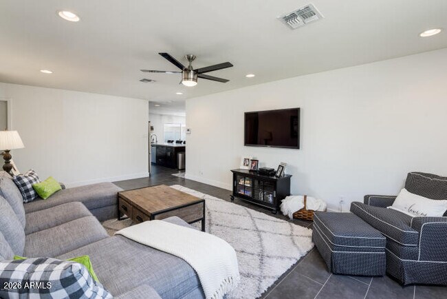 Building Photo - 2503 S Bonarden Ln